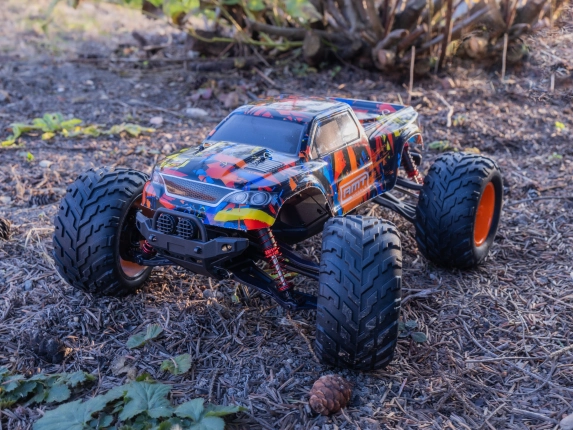 RC auto RMT Dominator Monster